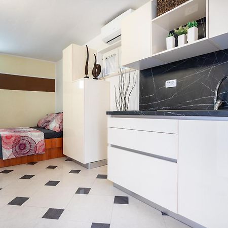 Apartments Sara & Leon Neum Bagian luar foto