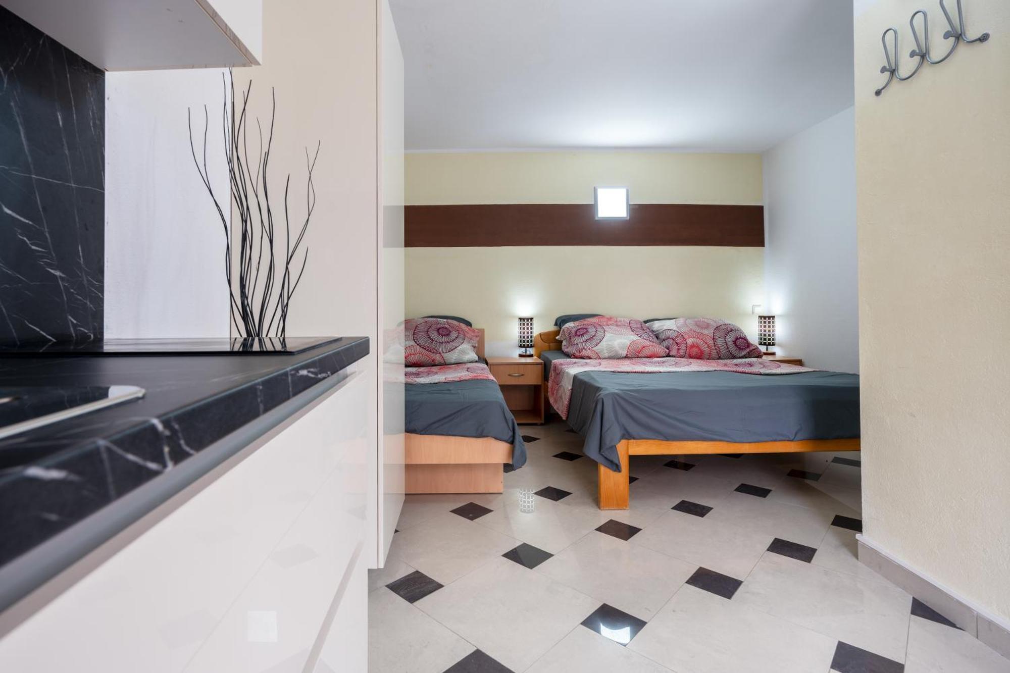Apartments Sara & Leon Neum Bagian luar foto